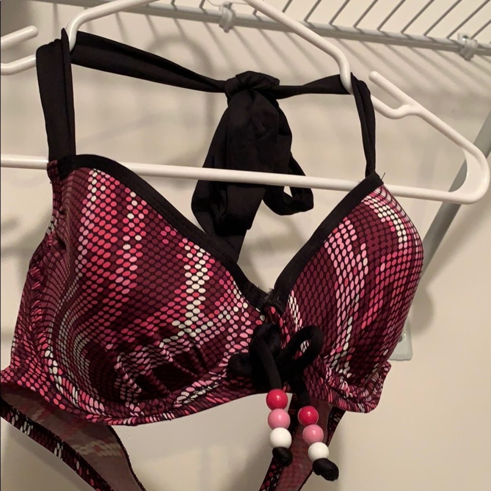 “Techno” Pink, White, & Black Swim Top Size 36B